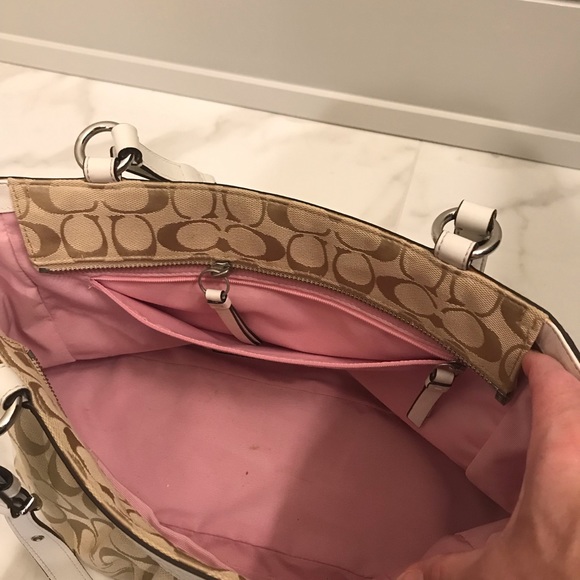 COACH purse - Picture 7 of 11